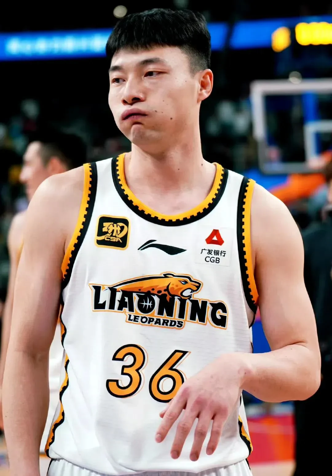 MK Sports-赛后布莱顿调整名单以备CBA季后赛；豪取连胜环节打磨；赛场秩序良好；年轻球员得到机会(布莱顿vs狼队)